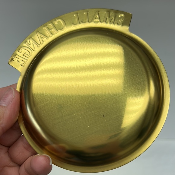 Vintage brass and wood small change holder - Picture 3 of 7